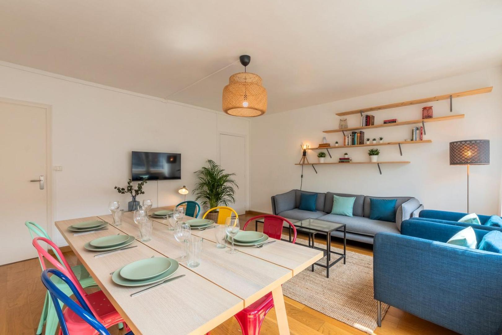 3 Chambres, Centre-ville Avec Parking Appartement